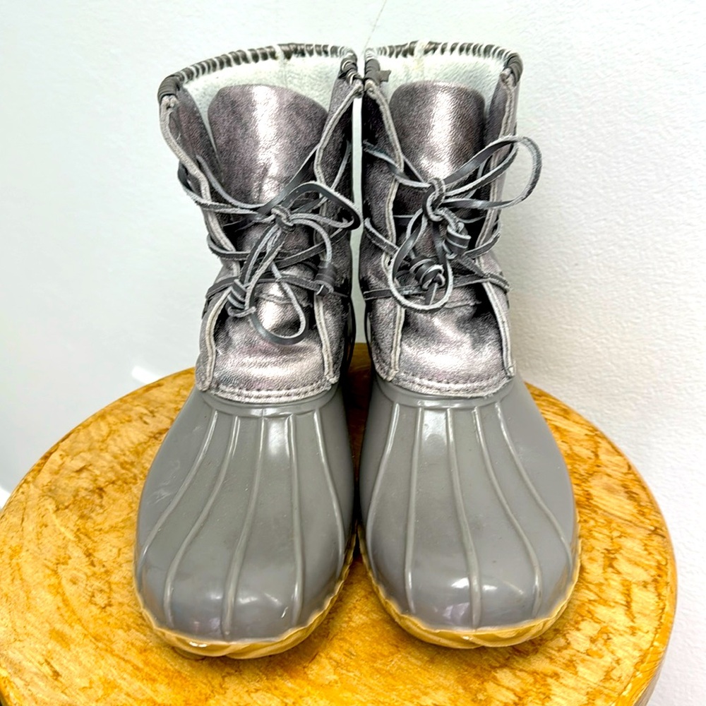 Jack Rogers Silver Rain Snow Boots sz.9